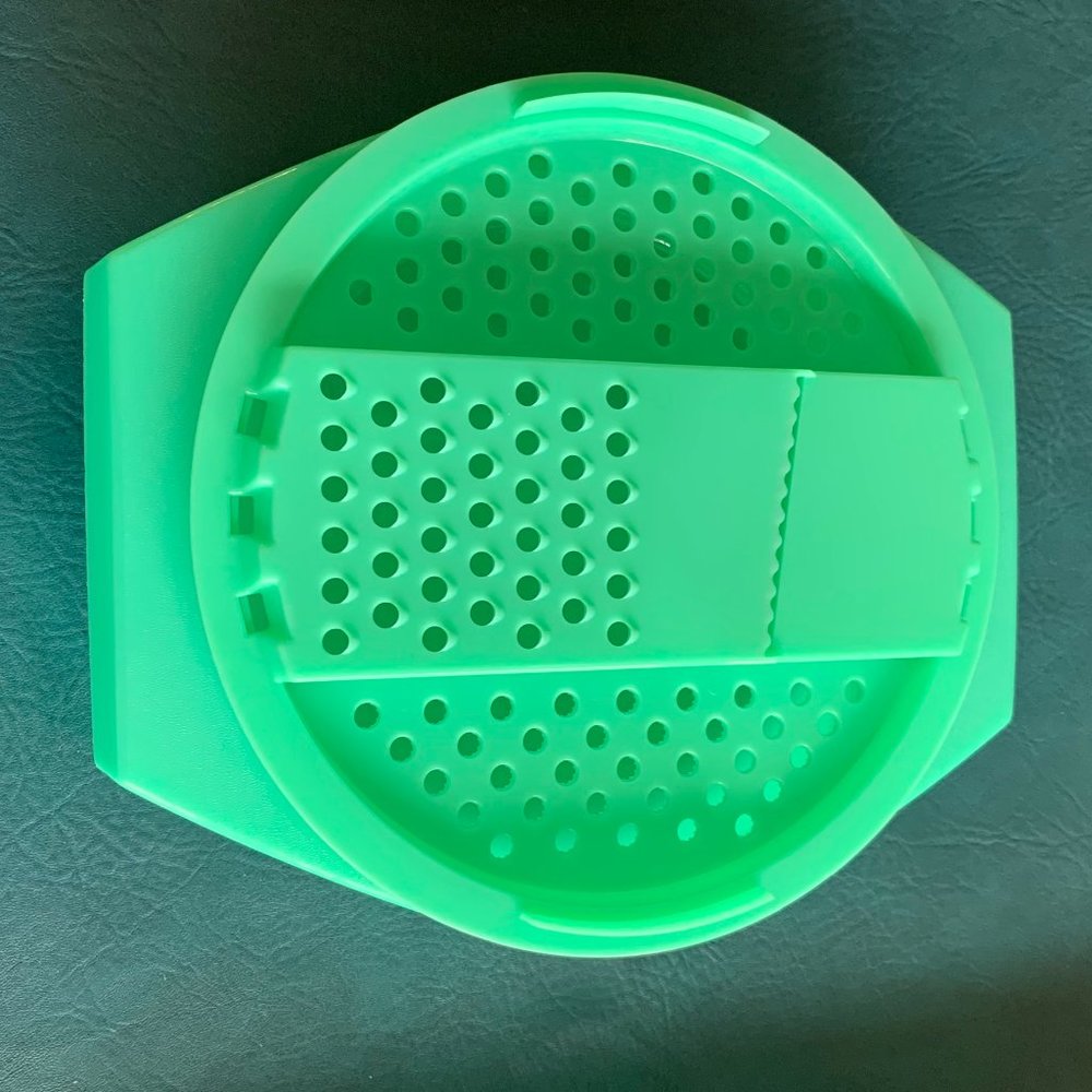 Vintage Tupperware Jadeite Green veggie cheese Grater and Mandolin Bowl 786